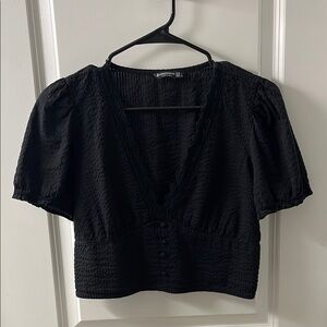 STRADIVARIUS | Black Crop Top